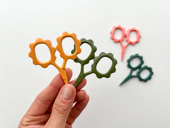 Small Flower Embroidery Scissors