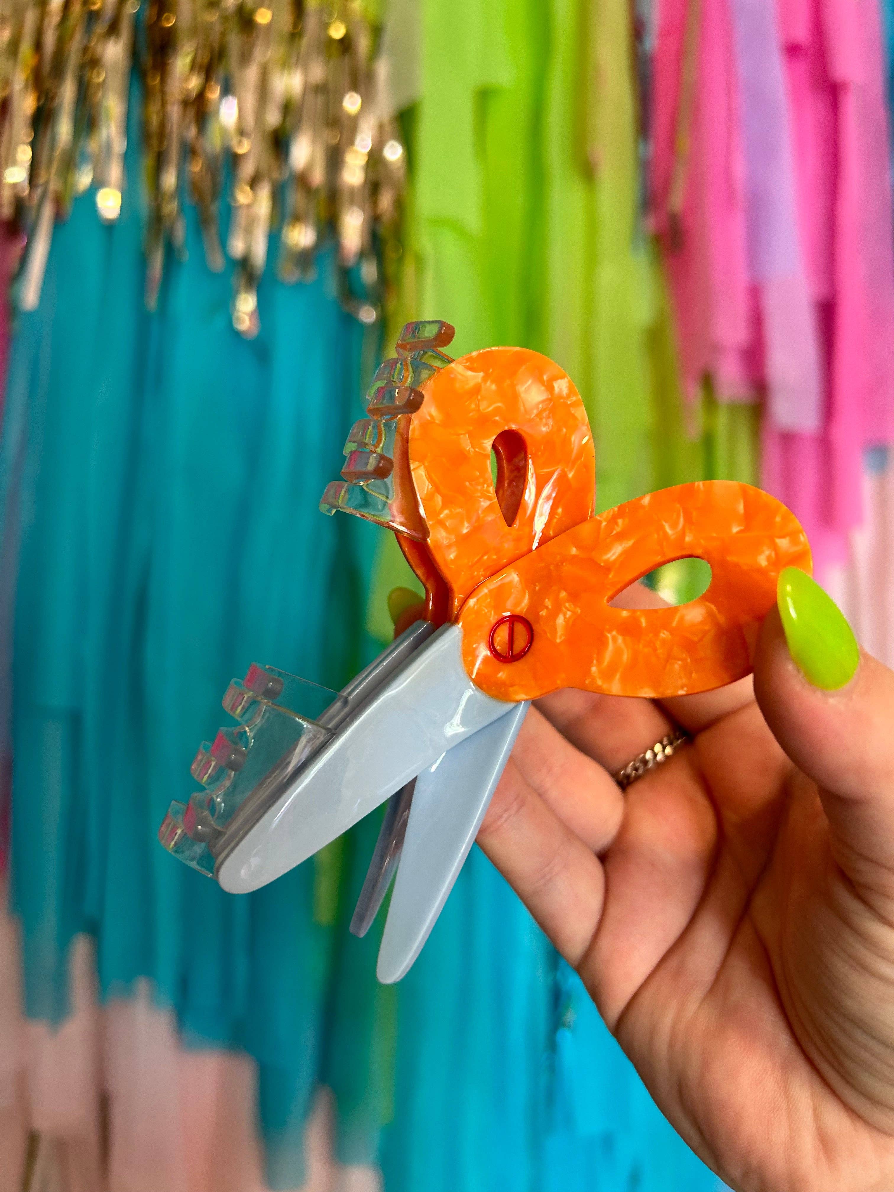 The Peach Fuzz | Scissors Hair Claw Clip – Lift Bridge Yarns