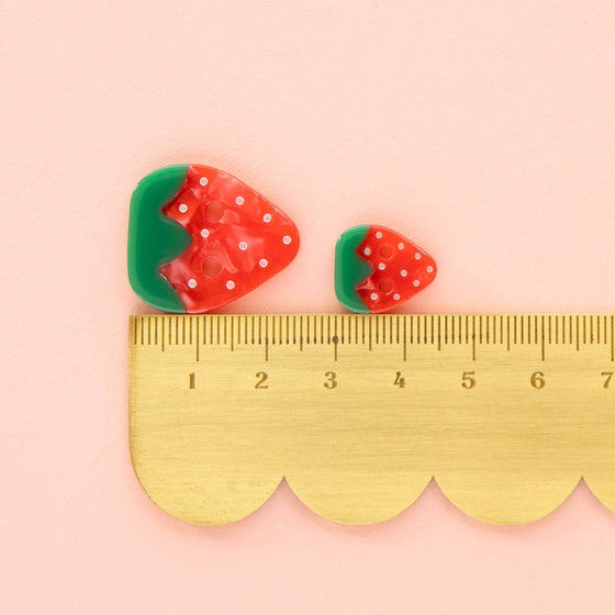 Strawberry Buttons | 1in | 6ct
