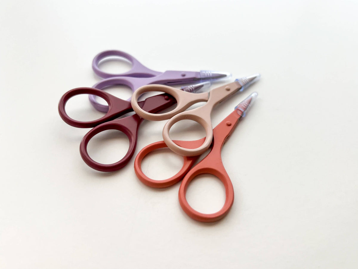 Small needlecraft scissors, tiny embroidery scissors | Notions - Scissors