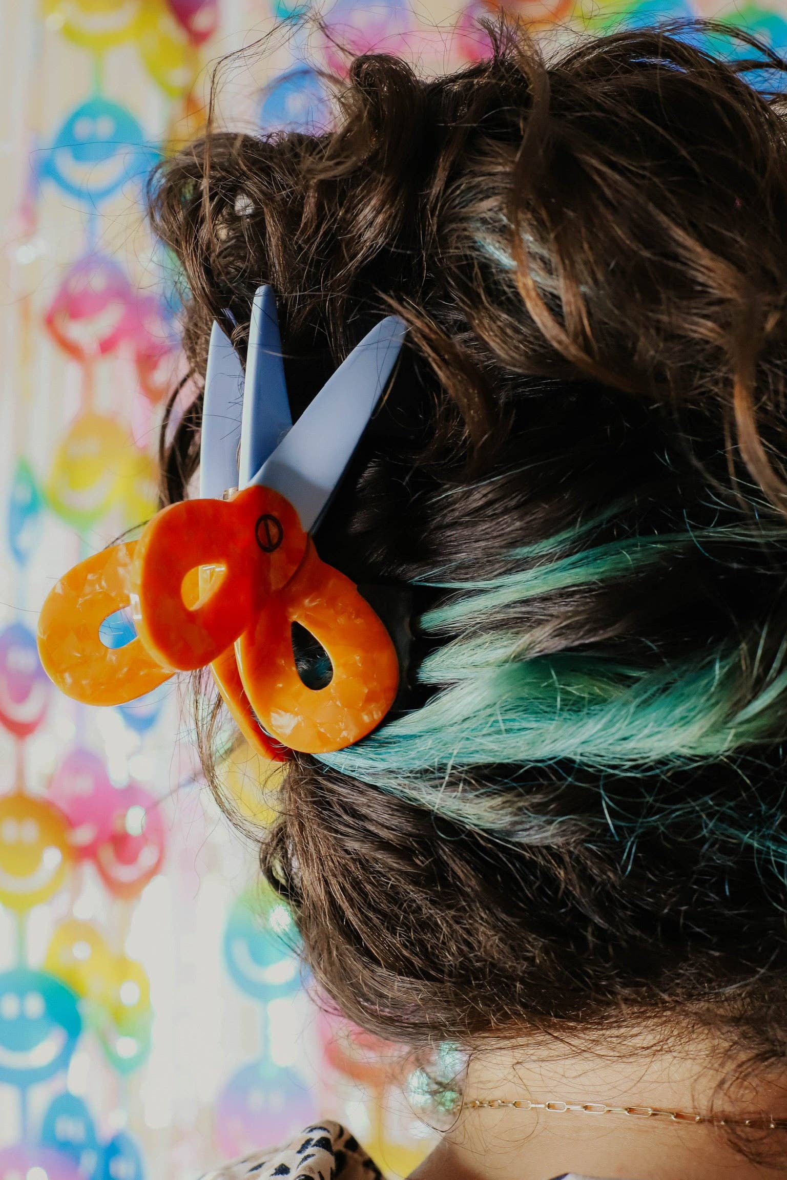専用❤️ハンドメイド hair clip  choucho The Peach Fuzz | Scissors Hair Claw Clip – Lift Bridge Yarns