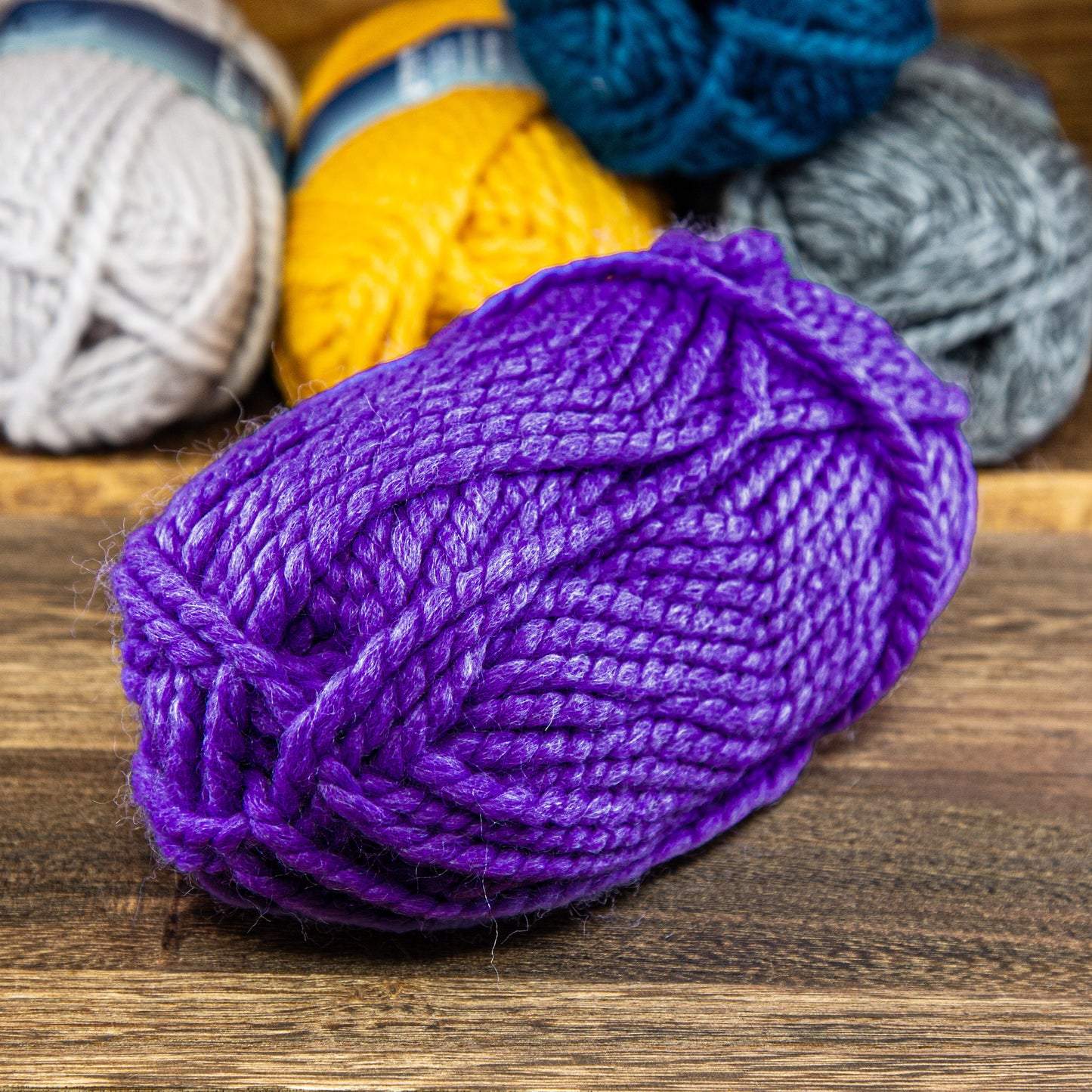 Encore Mega Deep Lavender (867) | Yarn - Super Bulky