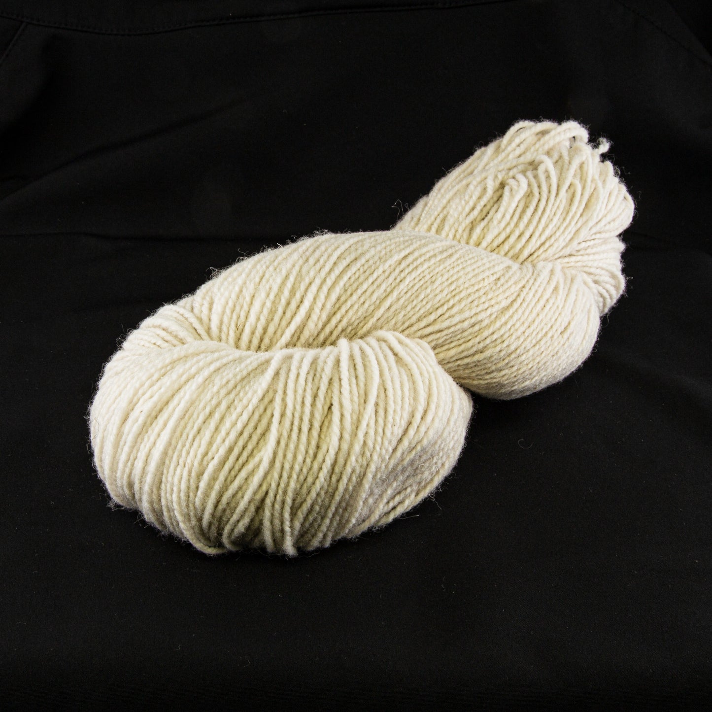 DK White | Consignment - DK