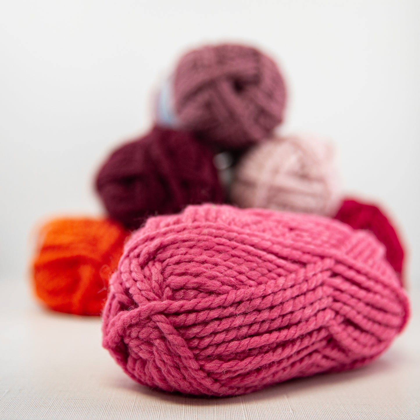Encore Mega California Pink (137) | Yarn - Super Bulky