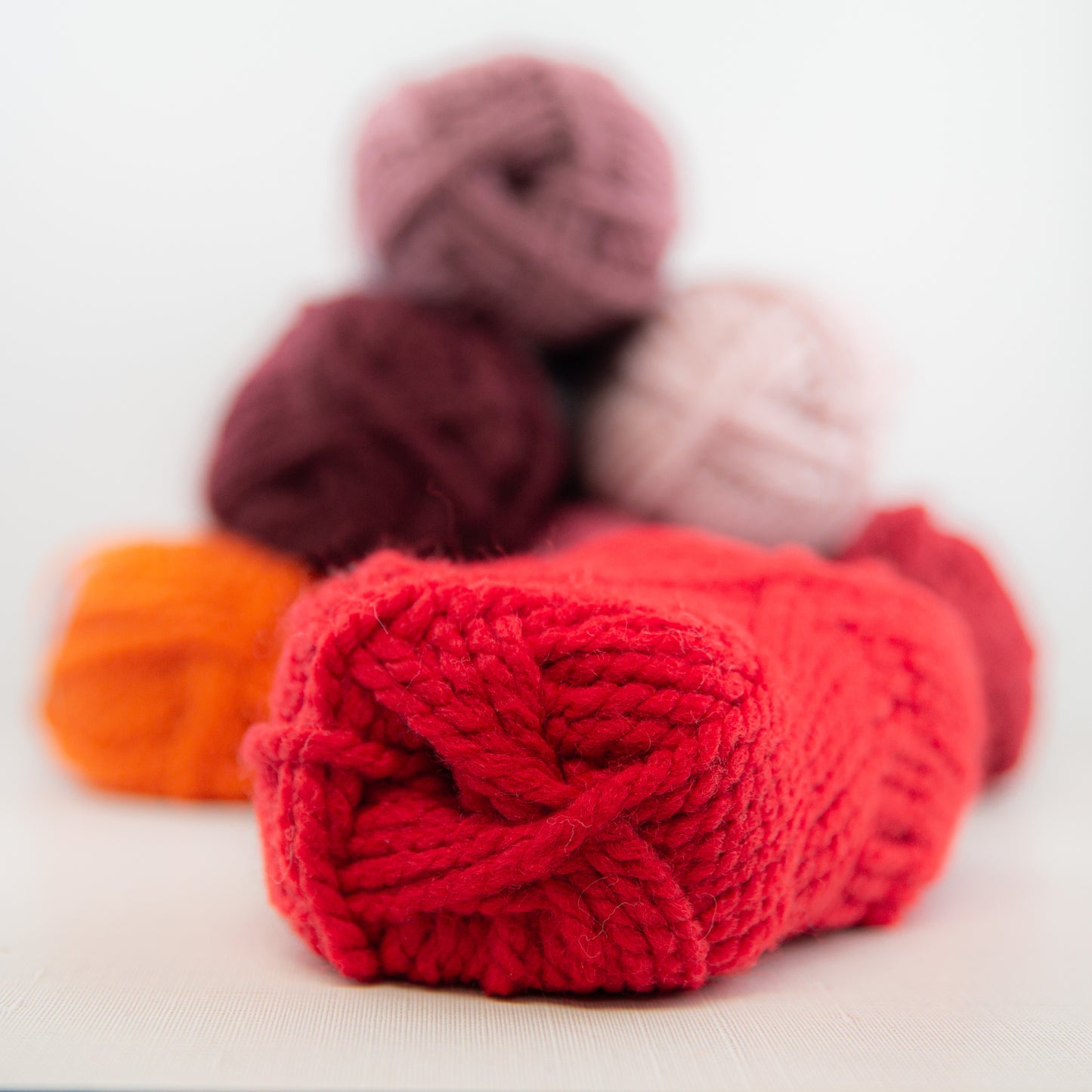 Encore Mega Christmas Red (1386) | Yarn - Super Bulky