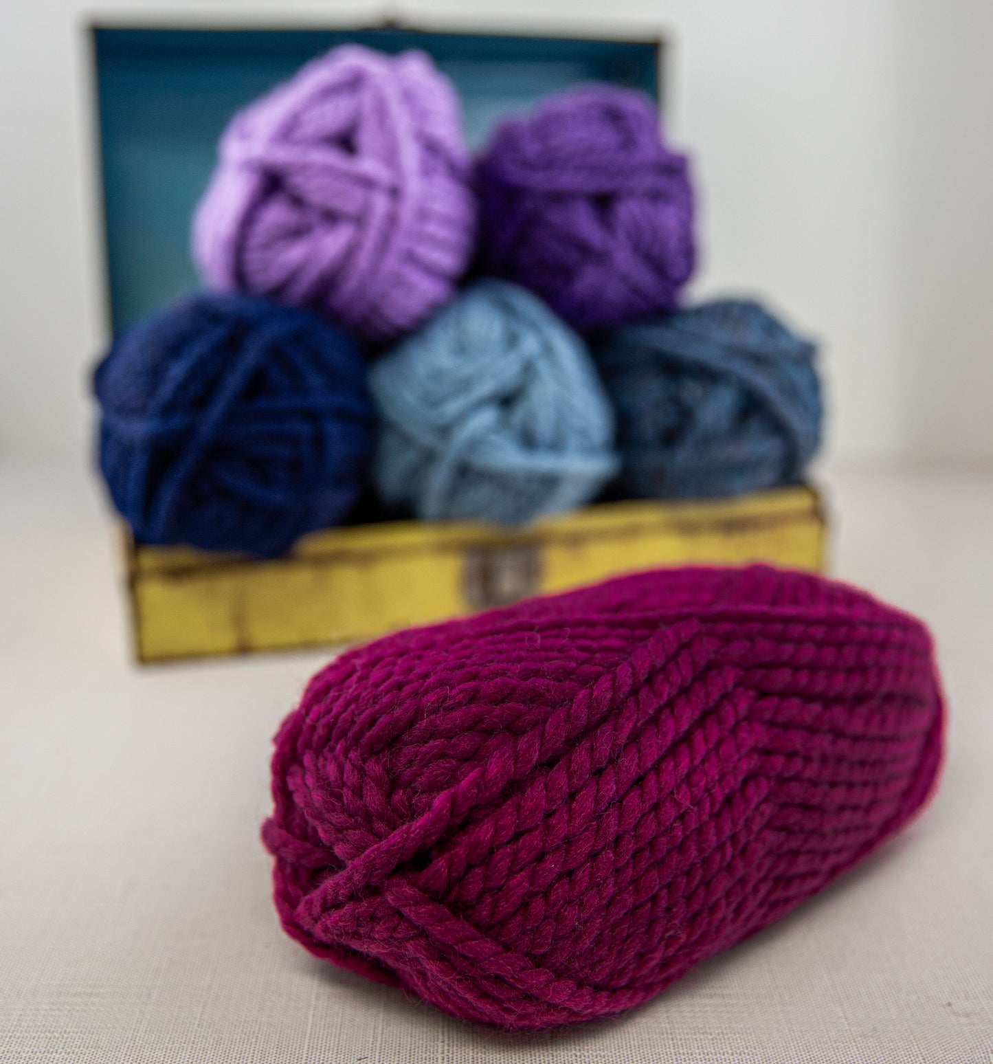 Encore Mega Magenta (964) | Yarn - Super Bulky