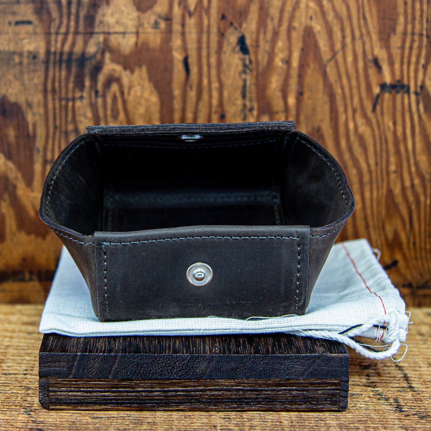 Leather Sidekick Pouch Chocolate | Notions Case