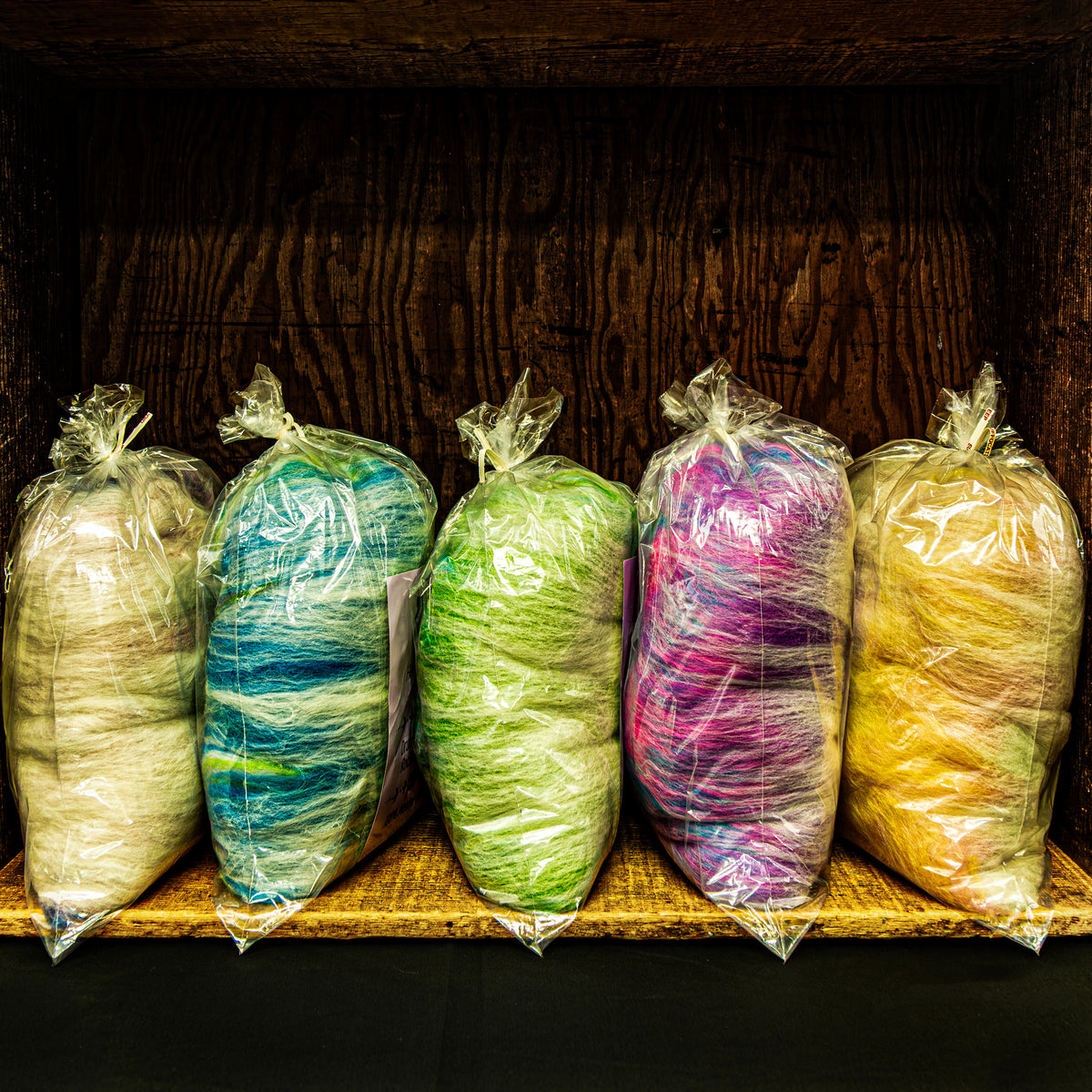 Hand Spinning Wool Batt | Consignment - FIber