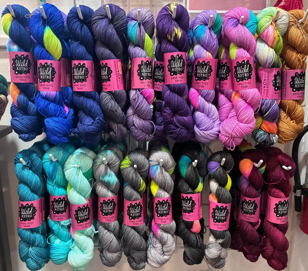 Wild Astro | Fingering/Sock | Yarn - Fingering