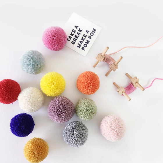 Button Pom Maker – Baby Pink (Extra Small)