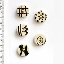  Round Patterned Buttons | 5 ct